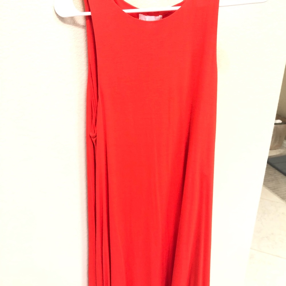New Sleeveless Dress